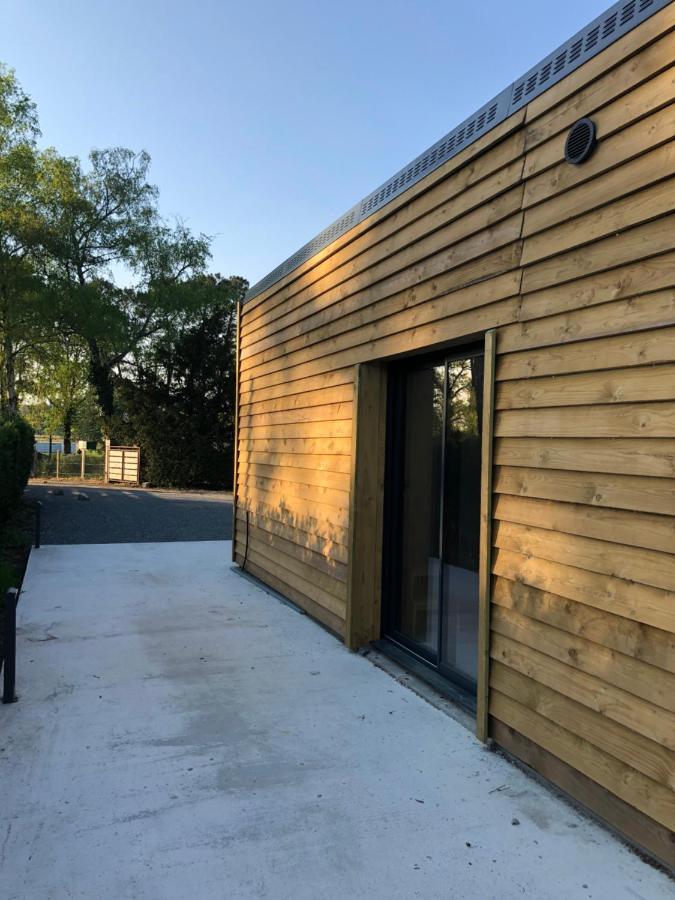 Cabane Du Circuit Le Mans Exterior photo